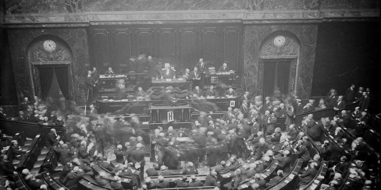L’IVG Dans la Constitution de la République
