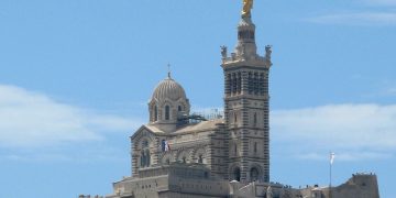 Emmanuel Macron à la messe du Pape François