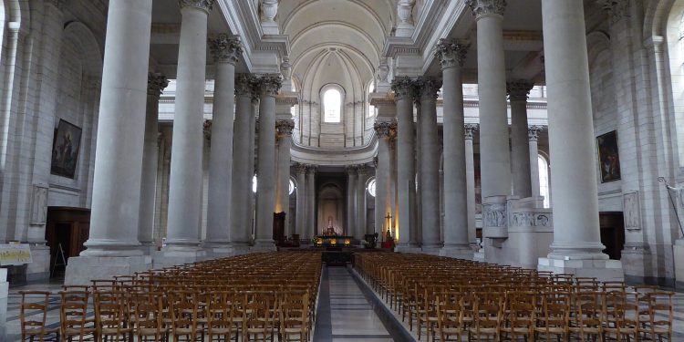 ARRAS : Un peuple retrouve son âme, l’espérance renaît