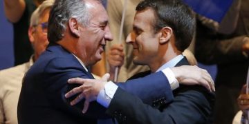 Bayrou fausse le jeu démocratique dans notre pays