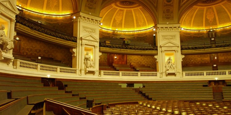 La puissance, la prospérité, l’humanisme