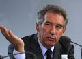 Quelques cailloux dans la chaussure de Bayrou